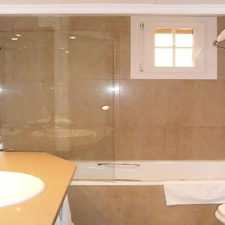 Hotel apartamentowy Bt Vent De Garbi